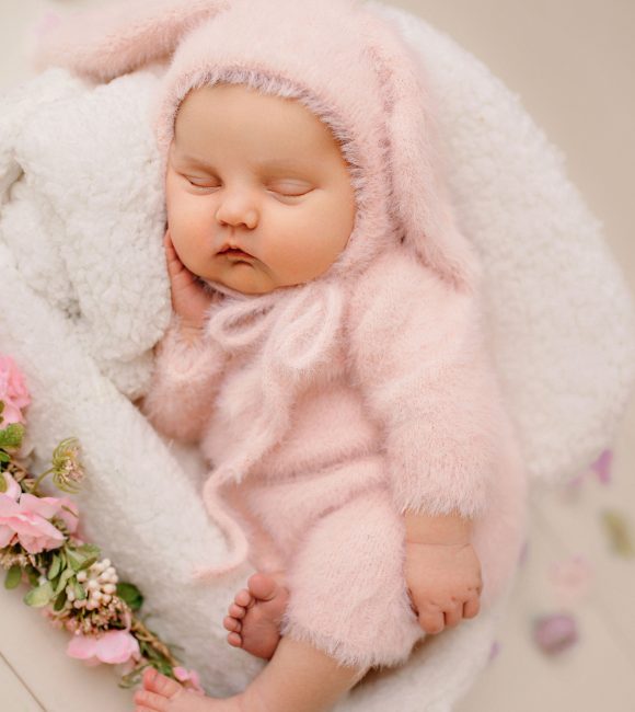 newborn photoshoot near me